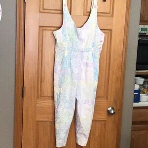 Oh so pretty vintage jumpsuit M